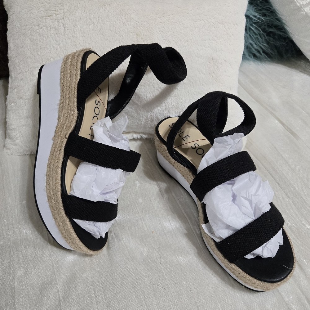 Women's Black Strappy Sandals By Sole Society Size 7.5